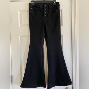 *SOLD* EUC American Eagle Festival Flare Jeans